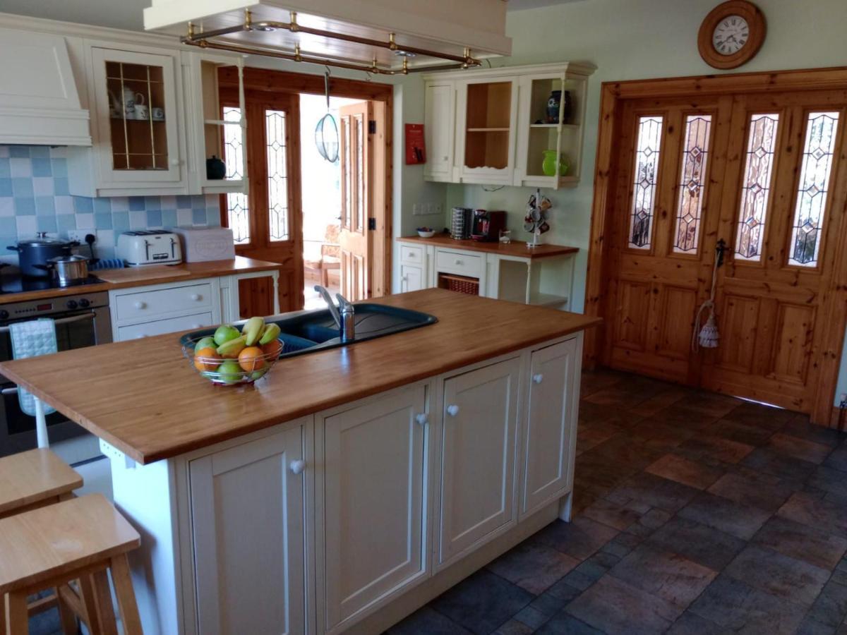 קאסלבלייני Tullynacrunat Lodge מראה חיצוני תמונה